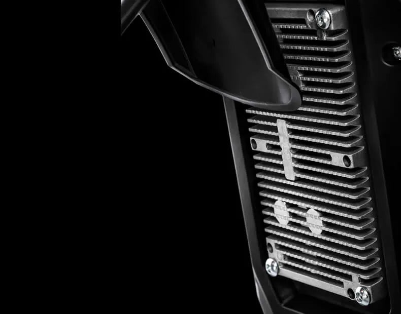 Close-up of the finned CEMOTO D03 controller housing